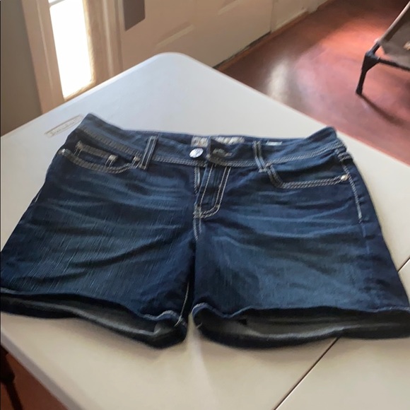 BKE Pants - Bke Harper shorts